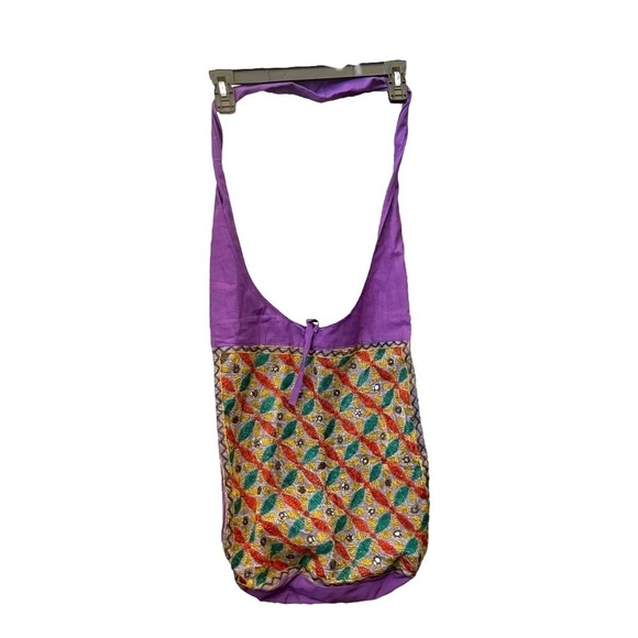Bohemian Fabric Crossbody Tie Bag 16.75 x13.75X 1" Pattern Fabric Color - Picture 1 of 6
